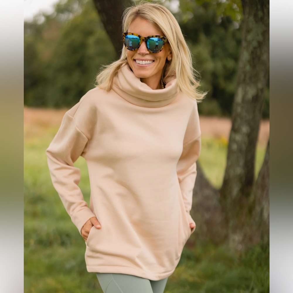 NWT Dudley Stephen’s Clover Cocoon, Size Small